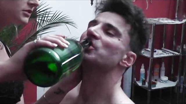 XXX بدون ثبت نام خیلی قبل از ملاقات با یک پسر تصمیم فیلم ایرانی سیکس گرفت برای از بین بردن استرس