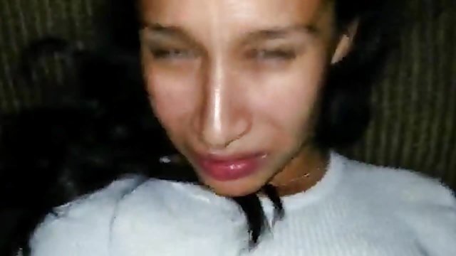 XXX بدون ثبت نام کلودین هیجان زده از زبان گرمش شریک فلم سکسی ایرانی خود است